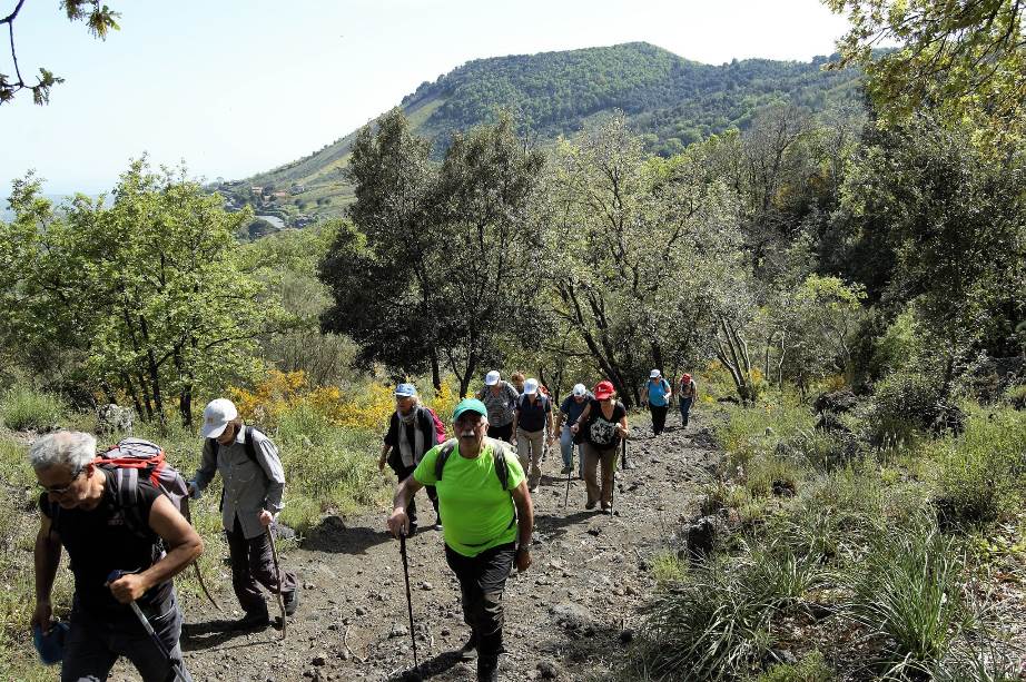 Magazzeni nach Pineta Ragabo (Linguaglossa)